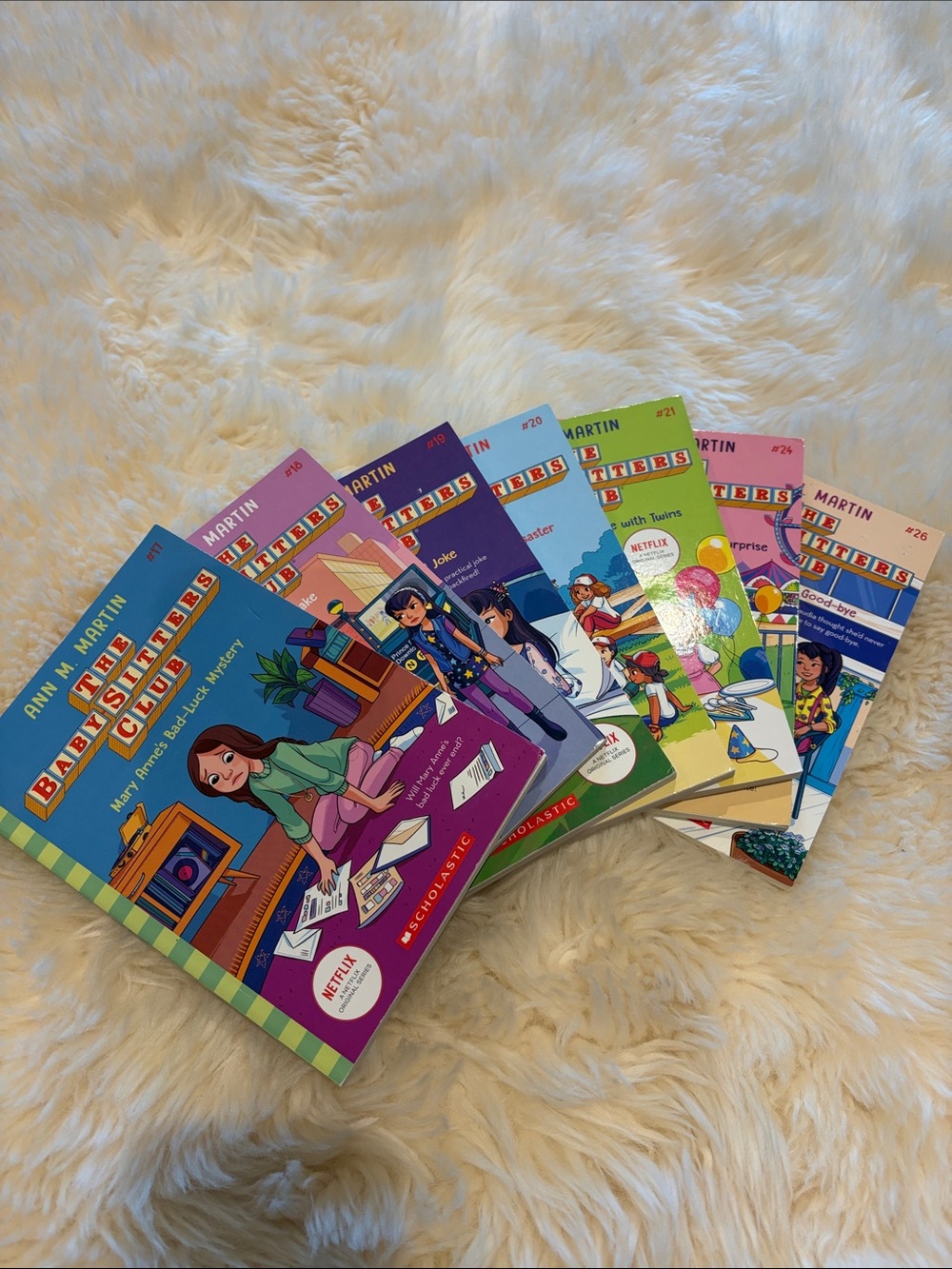 Bundle of 7 babysitters club Kids Book Set - Colorful Assortment